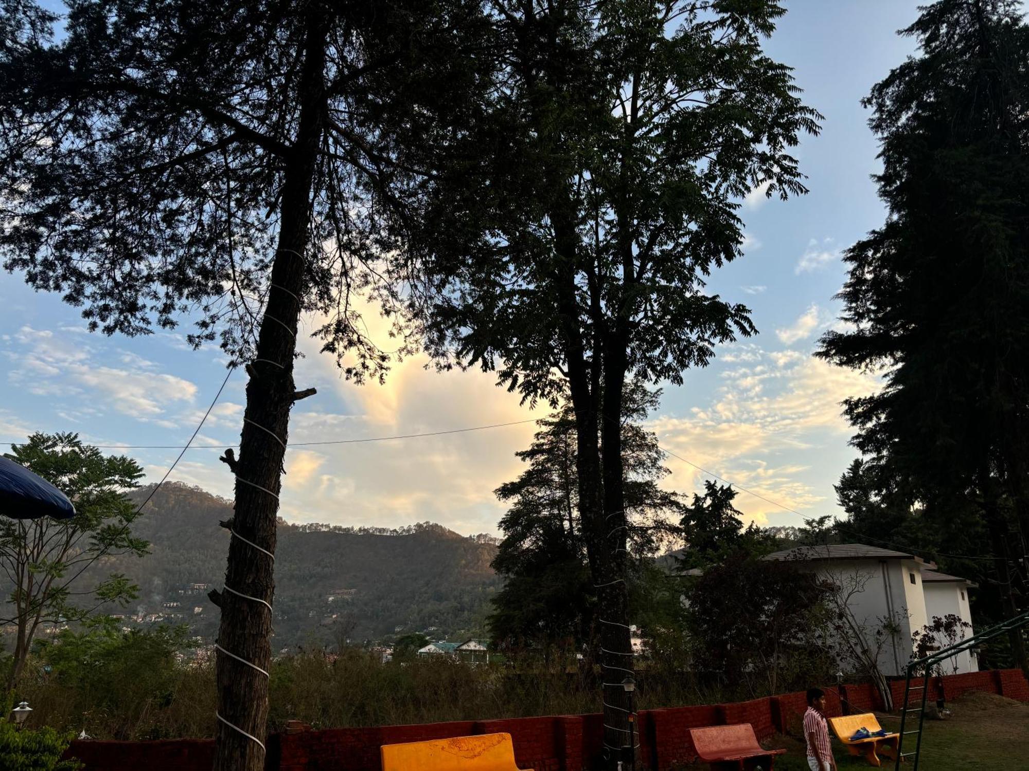 Shikha Resort Ewentbliz Bhīm Tāl Exteriör bild