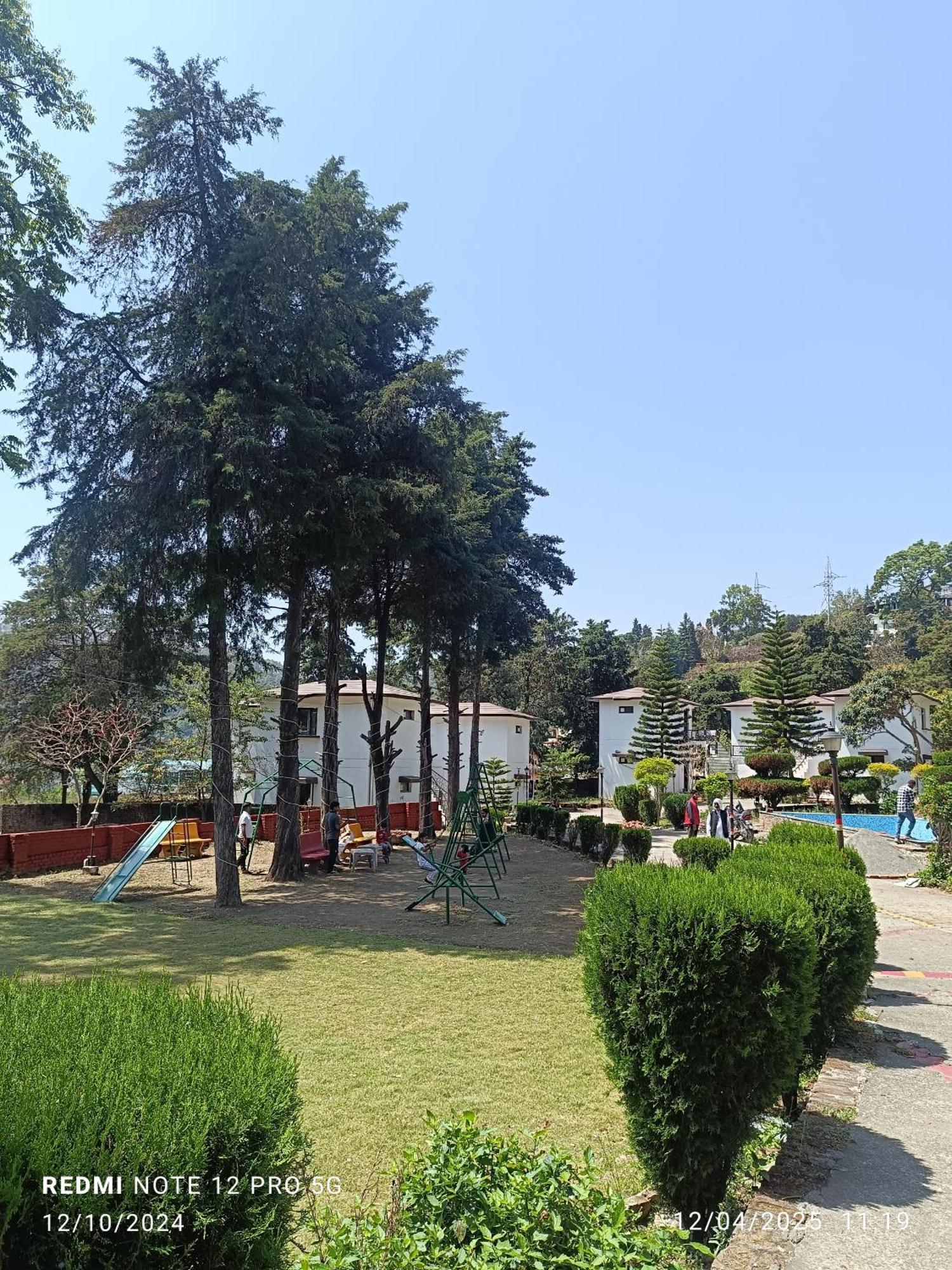 Shikha Resort Ewentbliz Bhīm Tāl Exteriör bild