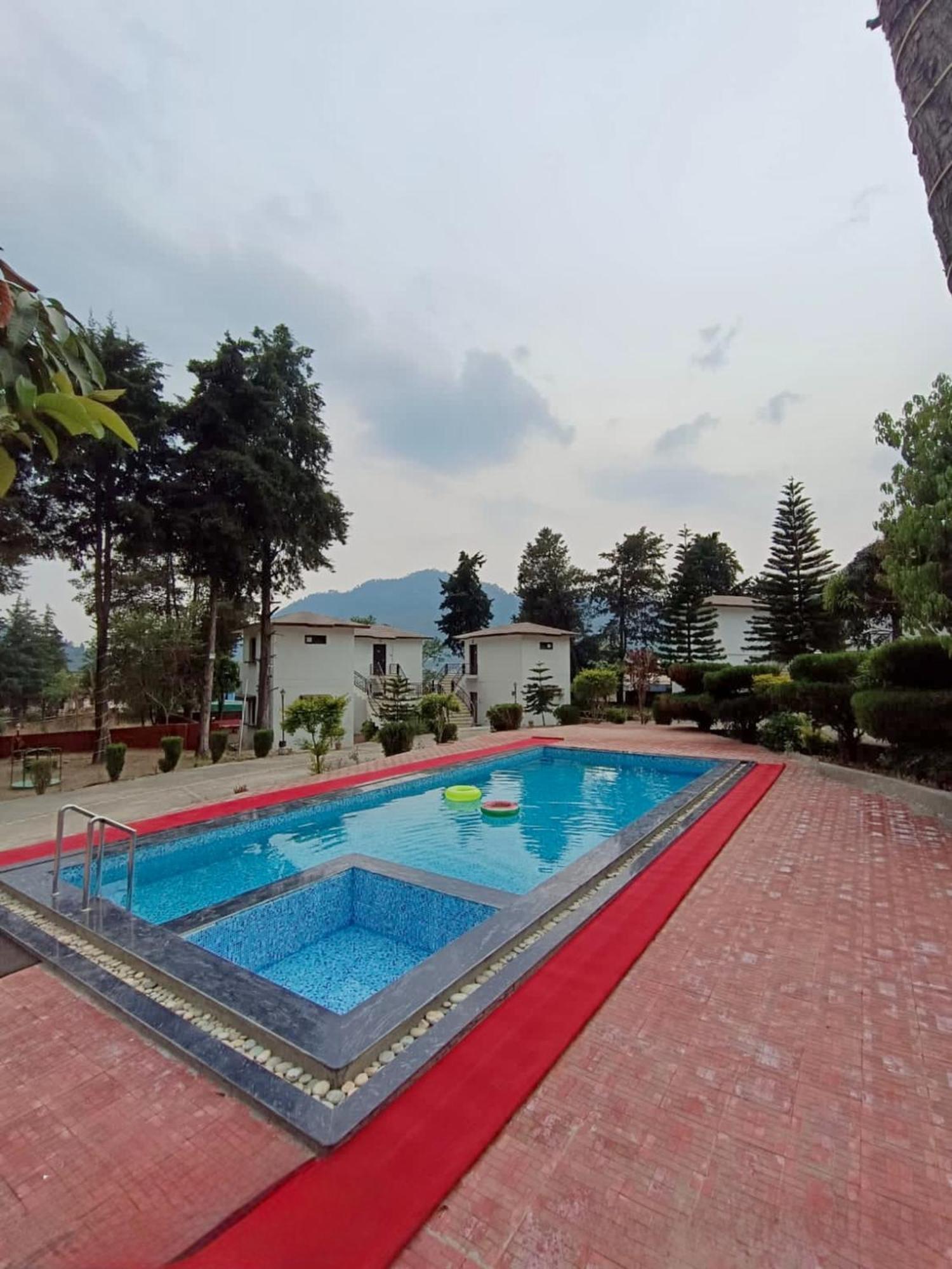 Shikha Resort Ewentbliz Bhīm Tāl Exteriör bild